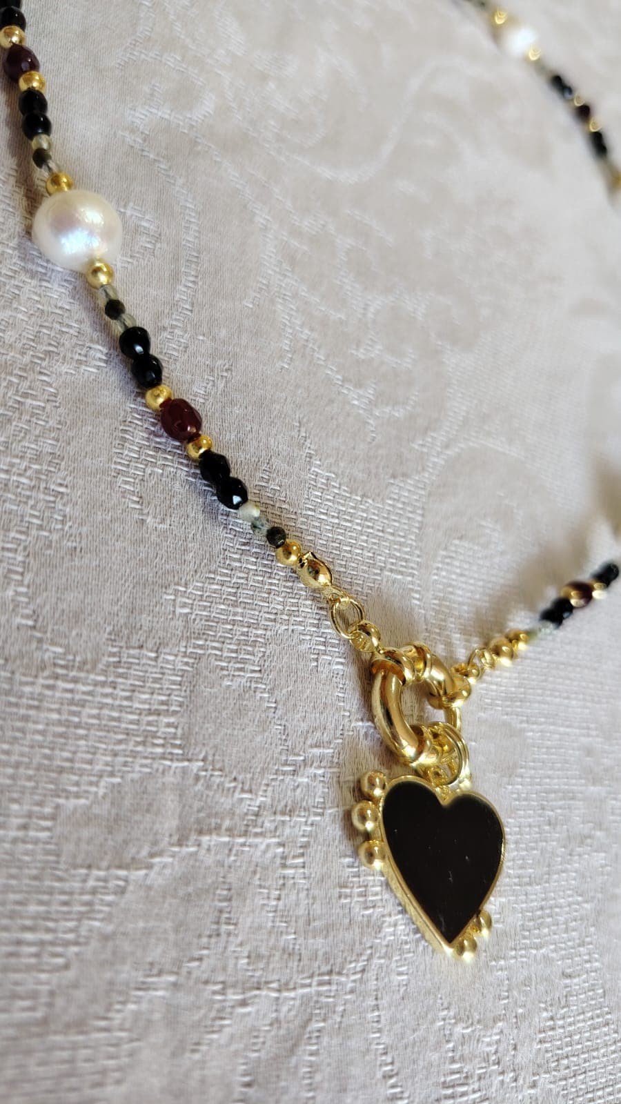 Collar Dama Oscura vista 3