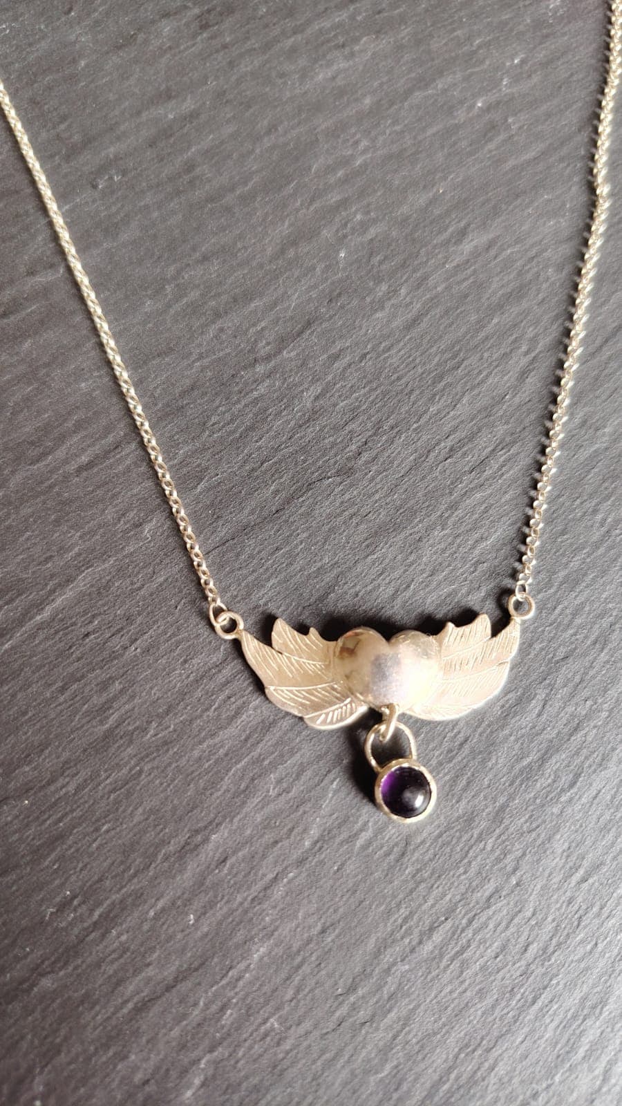 Collar Corazón Alado con Amatista vista 2