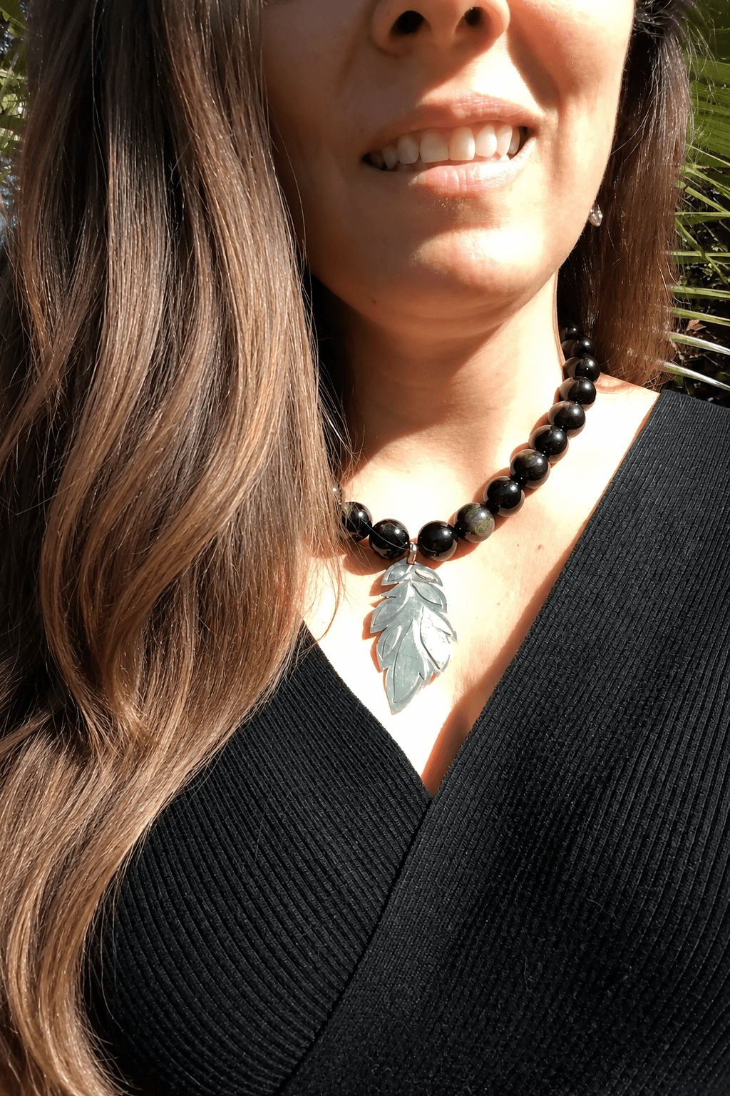 Collar Obsidiana Hoja vista 3