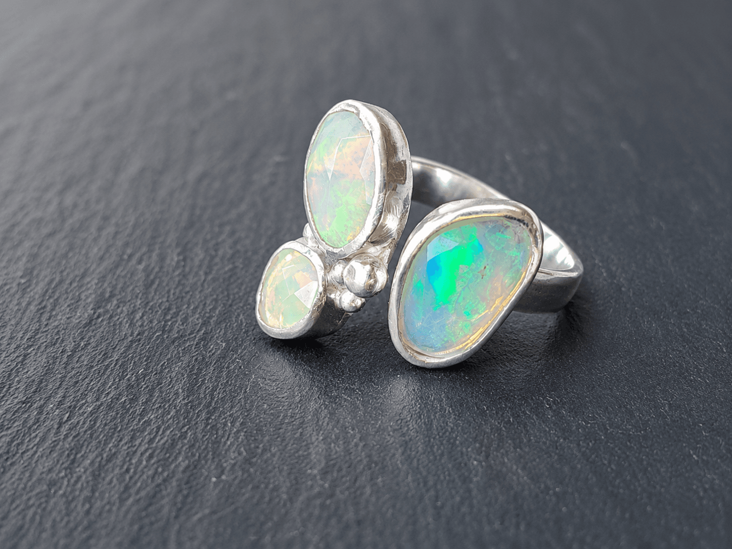 Anillo Aurora Invernal vista alternativa